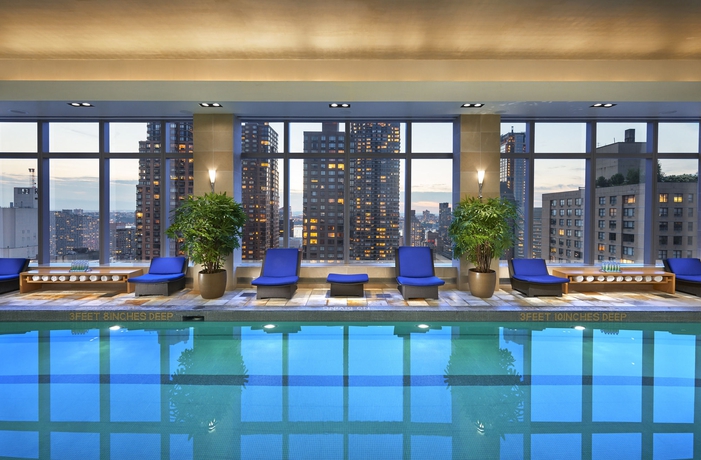 Imagen de la piscina del Hotel The Mandarin Oriental. Foto 16