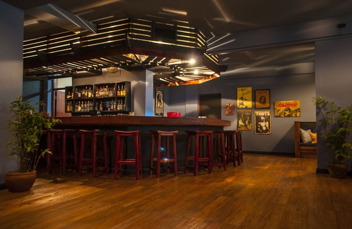 Imagen del bar/restaurante del Hotel The Mandeville, Mandeville. Foto 4