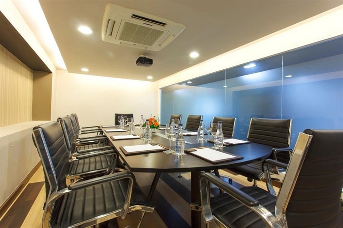 Imagen de los interiores del Hotel The Mandison Bangkok. Foto 11