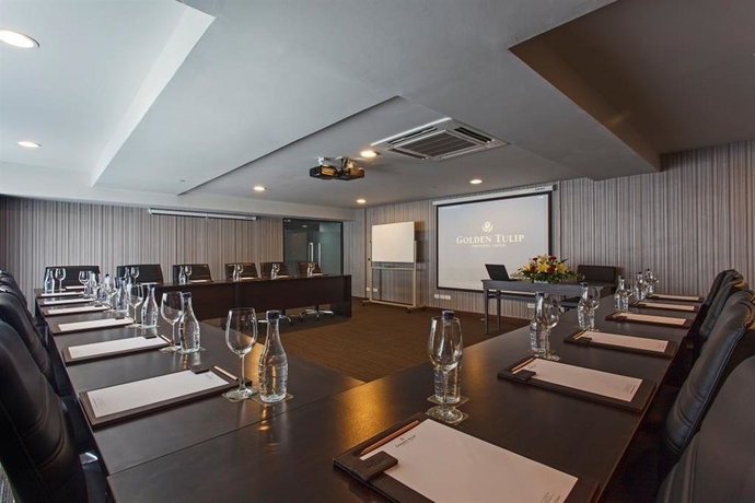 Imagen de los interiores del Hotel The Mandison Bangkok. Foto 12