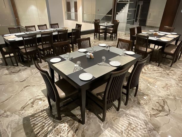 Imagen del bar/restaurante del Hotel The Mangal View Residency - A Luxury Boutique Business. Foto 4