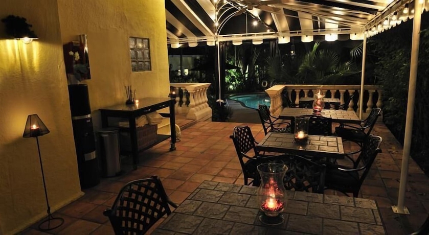 Imagen general del Hotel The Mango Inn Bed and Breakfast. Foto 1