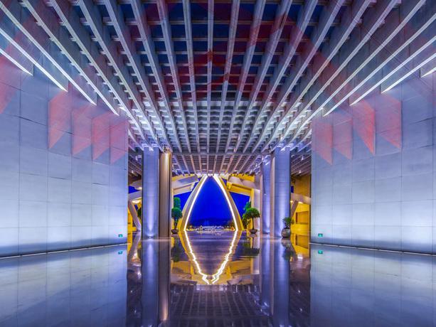 Imagen de los interiores del Hotel The Mangrove Resort Sanya. Foto 12