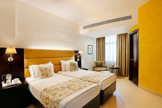 Imagen de la habitación del Hotel The Manor Bareilly. Foto 22