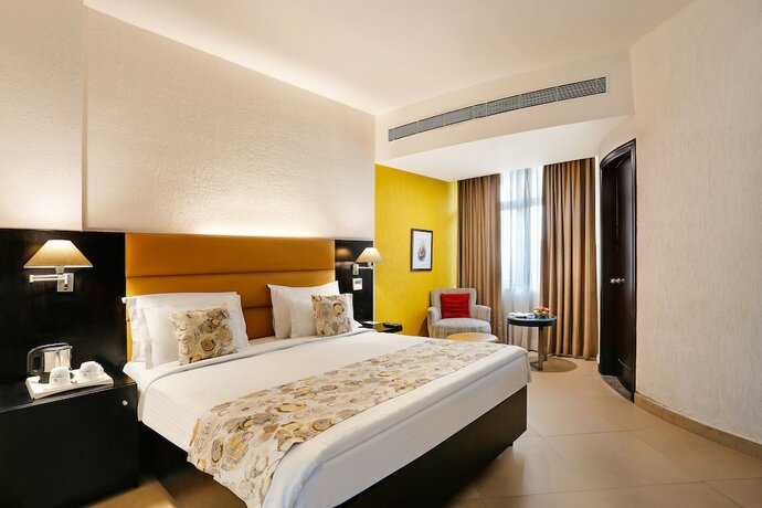Imagen de la habitación del Hotel The Manor Bareilly. Foto 23