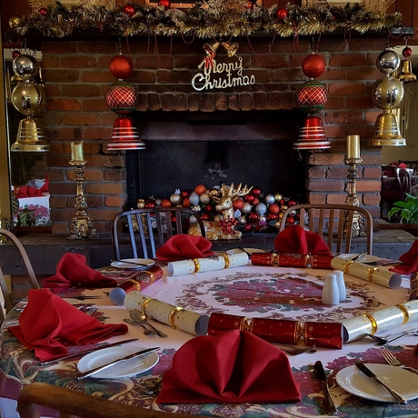 Imagen del bar/restaurante del Hotel The Manor. Foto 6