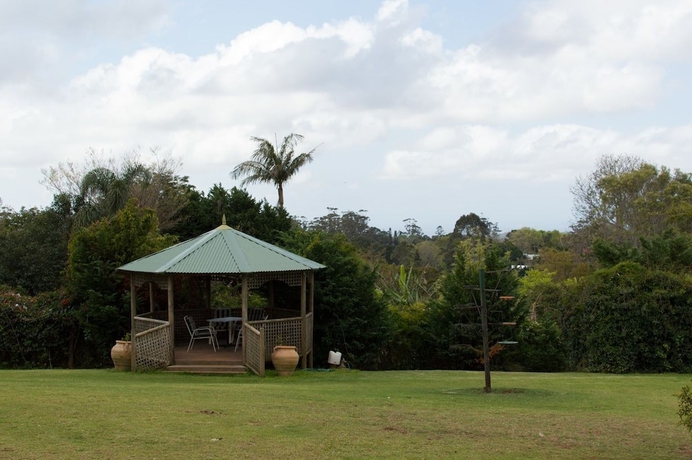 Imagen de los exteriores del Hotel The Manor. Foto 16