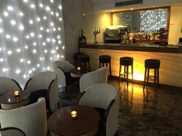 Imagen general del Hotel The Manor, Hornchurch. Foto 9