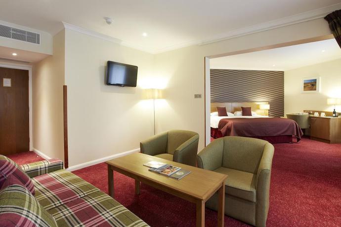 Imagen general del Hotel The Manor House At Celtic Manor. Foto 6