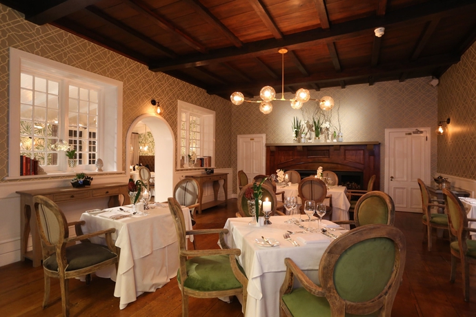 Imagen del bar/restaurante del Hotel The Manor House At Fancourt. Foto 6