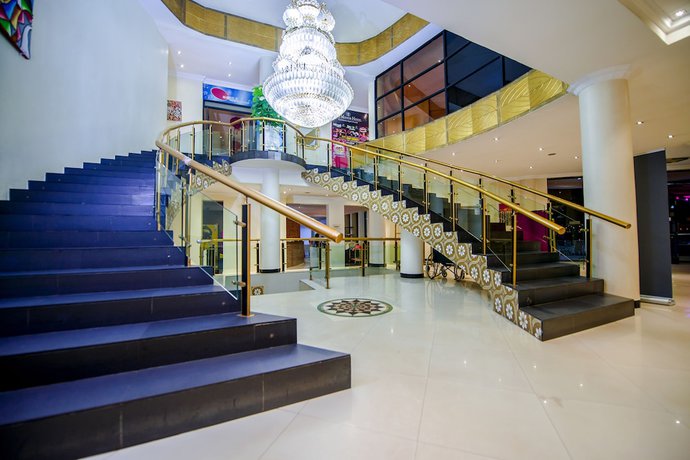 Imagen de los interiores del Hotel The Manor, Kigali. Foto 16