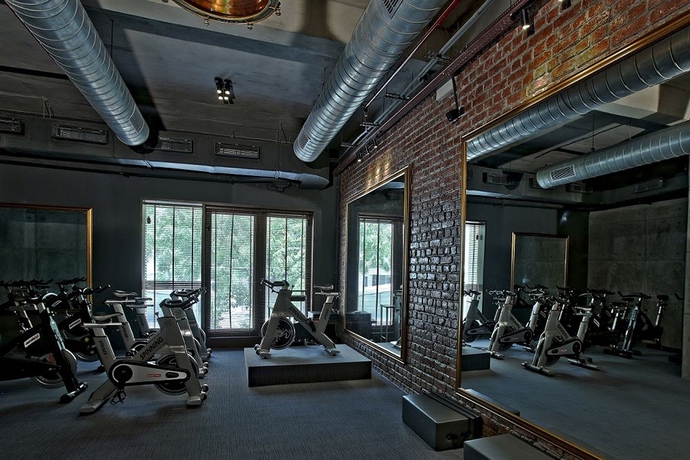 Imagen de los interiores del Hotel The Manor - New Delhi. Foto 4