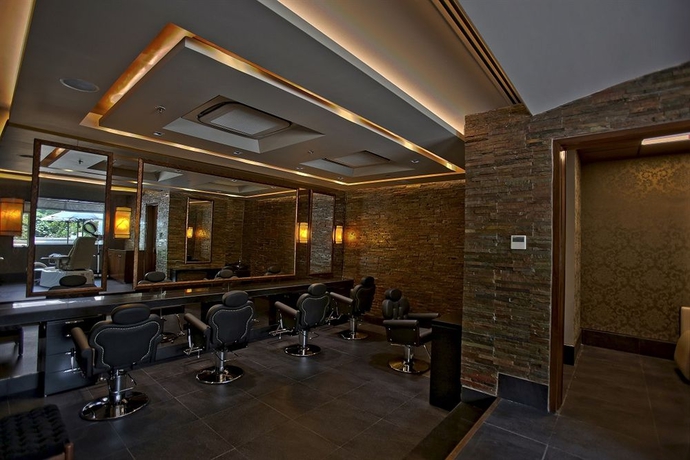 Imagen de los interiores del Hotel The Manor - New Delhi. Foto 6