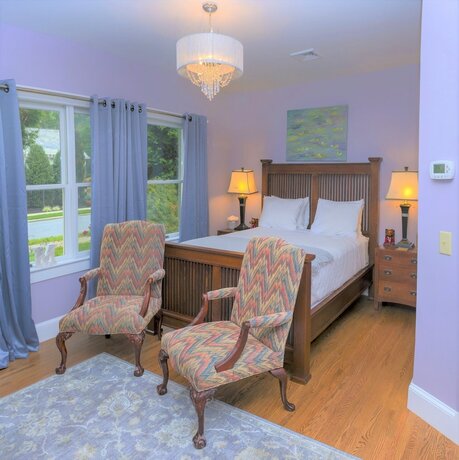 Imagen de la habitación del Hotel The Manor on Front. Foto 15