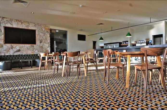 Imagen del bar/restaurante del Hotel The Mansfield Park. Foto 2