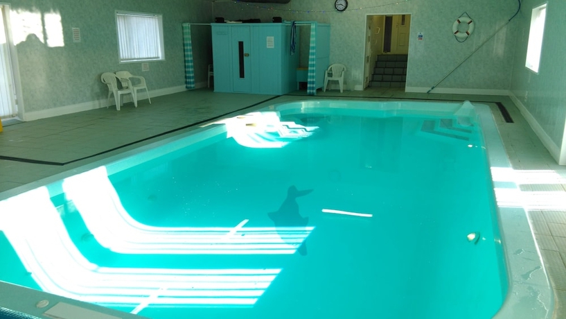 Imagen de la piscina del Hotel The Mansion Bed and Breakfast. Foto 12