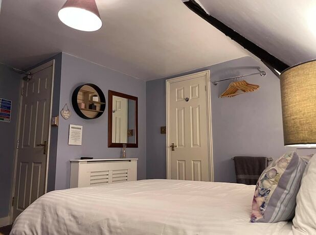 Imagen de la habitación del Hotel The Mansion House. Foto 17