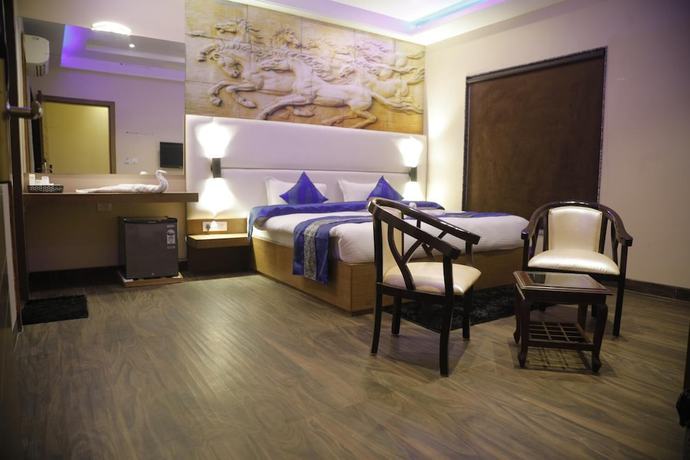 Imagen de la habitación del Hotel The Mansion, Mathura. Foto 11