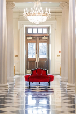 Imagen de los interiores del Hotel The Mansion at Glen Cove. Foto 10