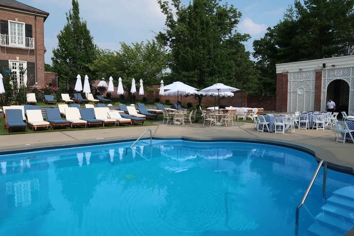 Imagen de la piscina del Hotel The Mansion at Glen Cove. Foto 18