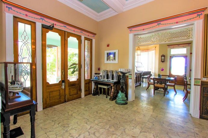 Imagen de los interiores del Hotel The Mansion on the Sea - Southernmost House in the USA. Foto 20