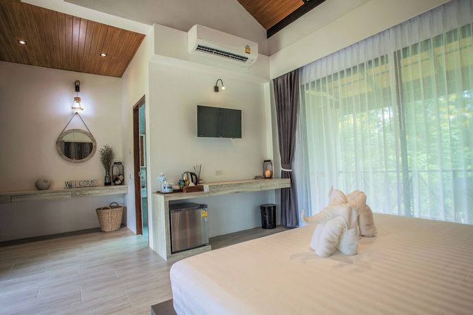 Imagen de la habitación del Hotel The Mantra Navi. Foto 13