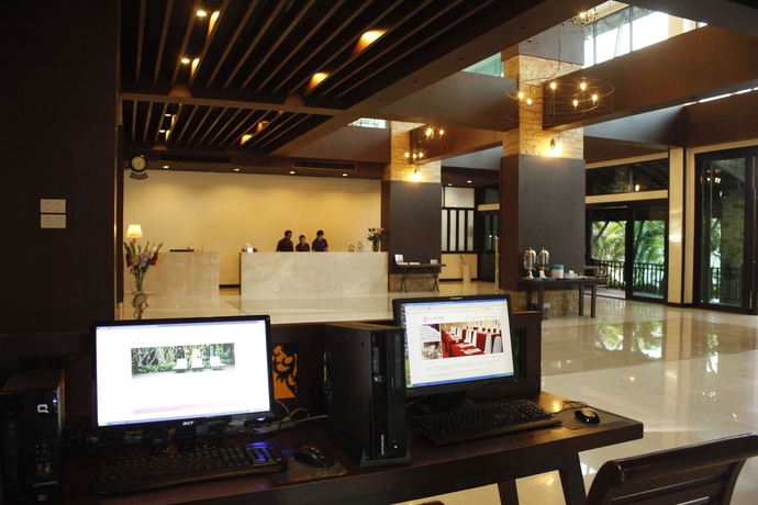 Imagen de los interiores del Hotel The Mantrini Chiang Rai. Foto 10