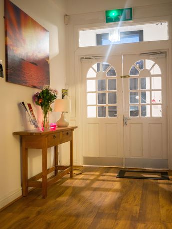 Imagen de los interiores del Hotel The Maple. Foto 20