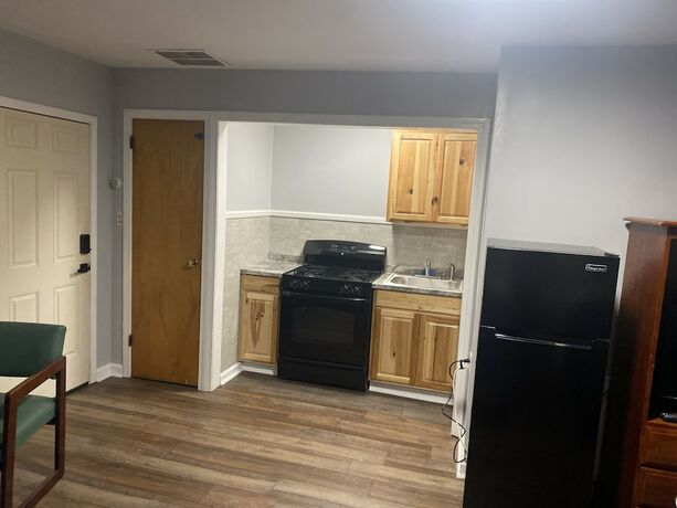Imagen de la habitación del Hotel The Maple Motel Erie. Foto 4