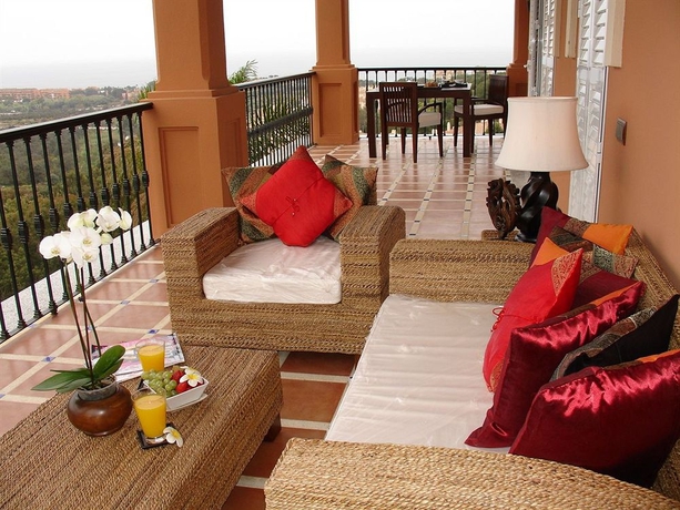 Imagen de los exteriores del Hotel The Marbella Heights Boutique. Foto 3