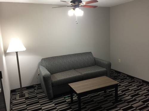 Imagen de la habitación del Hotel The Marco Lake Charles. Foto 5