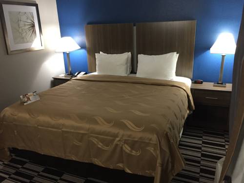 Imagen de la habitación del Hotel The Marco Lake Charles. Foto 10