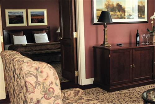 Imagen de la habitación del Hotel The Marcus Whitman and Conference Center. Foto 7