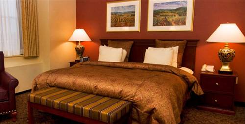 Imagen de la habitación del Hotel The Marcus Whitman and Conference Center. Foto 11