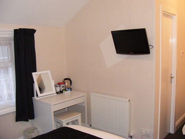 Imagen de la habitación del Hotel The Mardonia. Foto 10