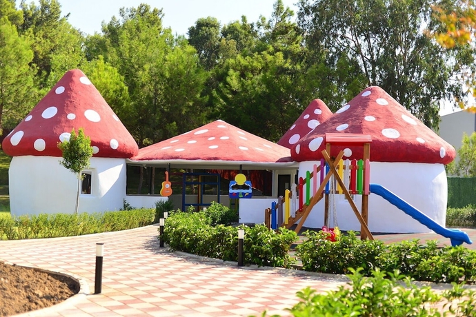 Imagen de los exteriores del Hotel The Marilis Hill Resort. Foto 9