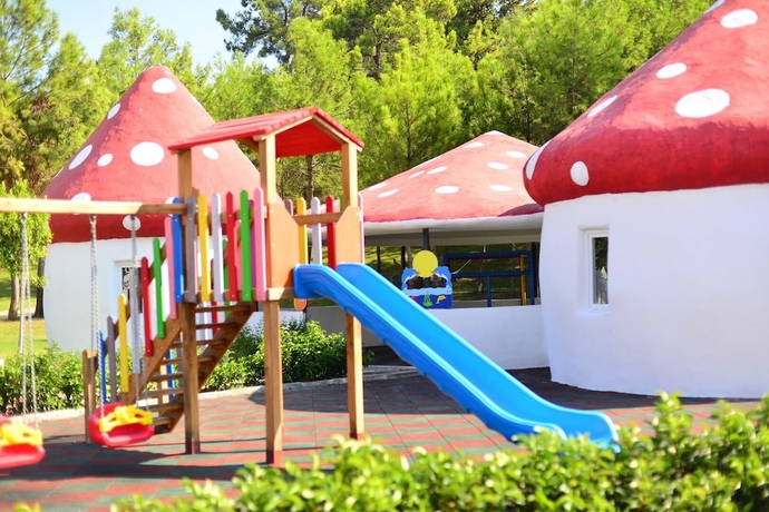 Imagen de los exteriores del Hotel The Marilis Hill Resort. Foto 10