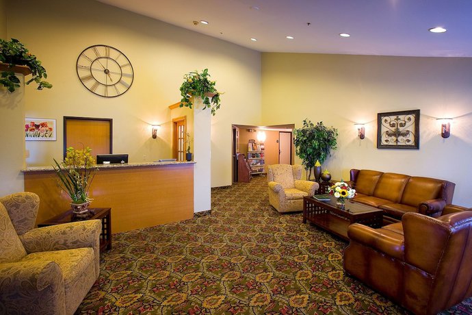 Imagen de los interiores del Hotel The Marina Inn. Foto 19