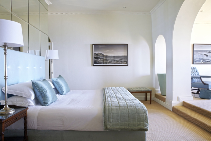 Imagen de la habitación del Hotel The Marine Hermanus. Foto 8