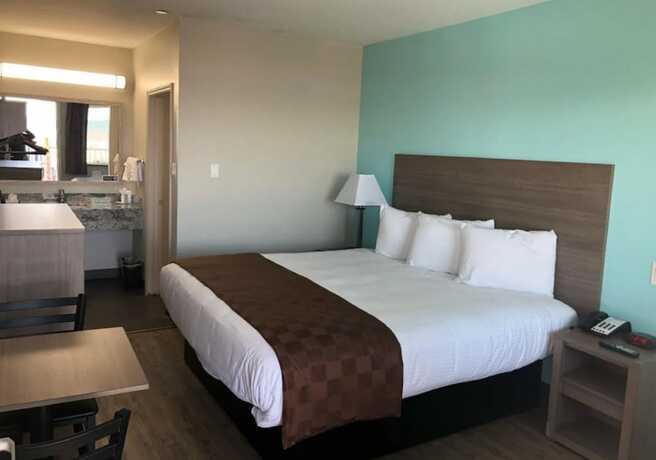 Imagen de la habitación del Hotel The Mariner. Foto 19