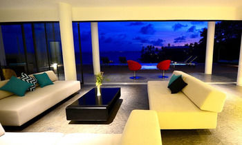 Imagen de la habitación del Hotel The Marion Villa. Foto 3