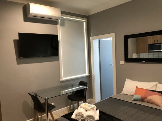 Imagen de la habitación del Hotel The Mark Studios. Foto 22