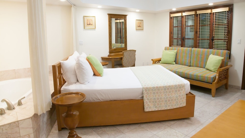 Imagen de la habitación del Hotel The Marlin At Taino Beach Resort and Clubs. Foto 5