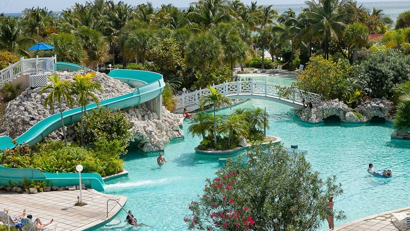 Imagen de la piscina del Hotel The Marlin At Taino Beach Resort and Clubs. Foto 16