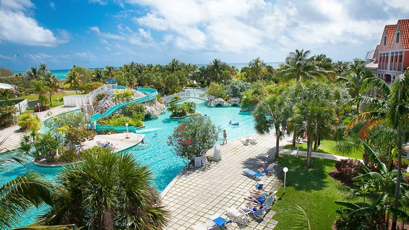 Imagen de la piscina del Hotel The Marlin At Taino Beach Resort and Clubs. Foto 17