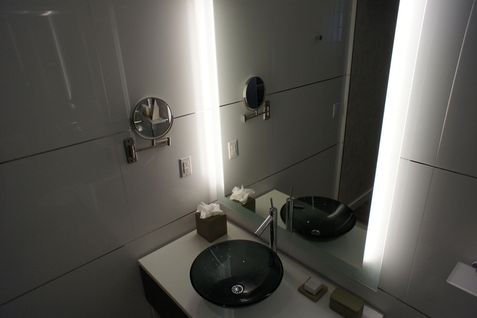 Imagen de la habitación del Hotel The Marlin. Foto 7