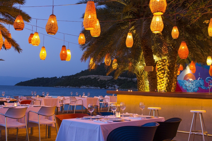 Imagen del bar/restaurante del Hotel The Marmara Bodrum - Adult Only. Foto 4