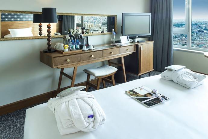 Imagen de la habitación del Hotel The Marmara Pera. Foto 8