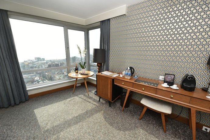 Imagen de la habitación del Hotel The Marmara Pera. Foto 12