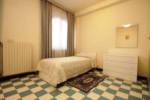 Imagen de la habitación del Hotel The Marquee. Foto 8